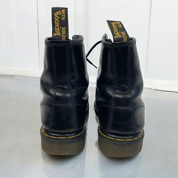 Dr. Marten's Boots Original 1460 Smooth Leather Black Men's 7 Women's 9 Unisex - Picture 5 of 12